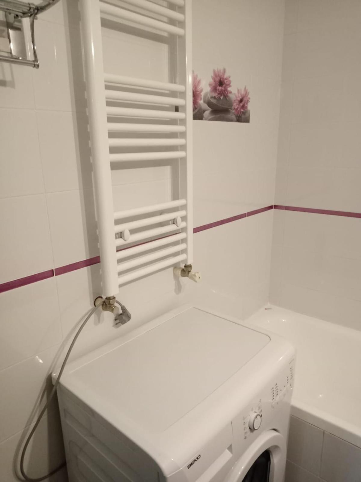 Penti Apartament Suceava Exterior photo