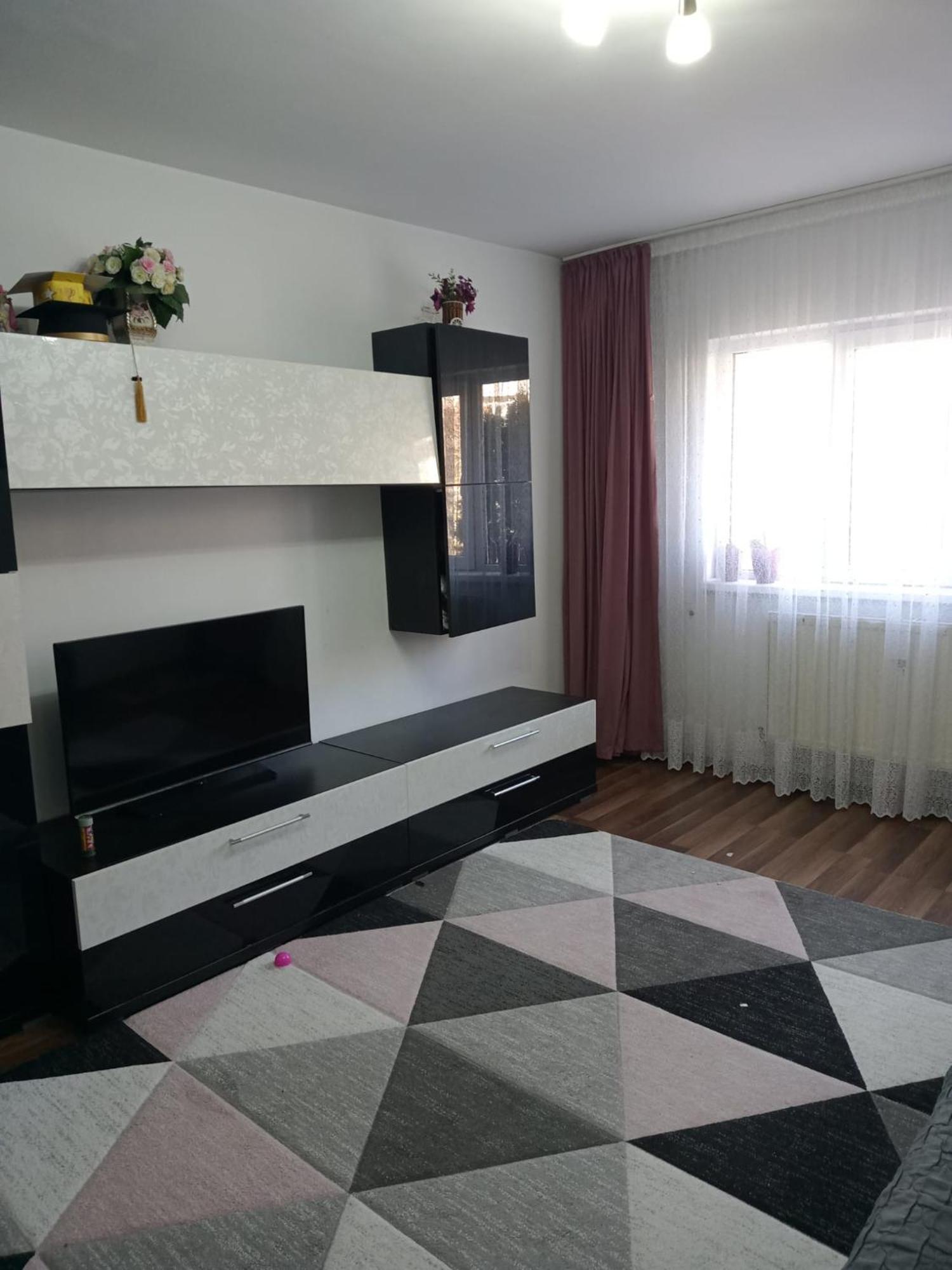 Penti Apartament Suceava Exterior photo